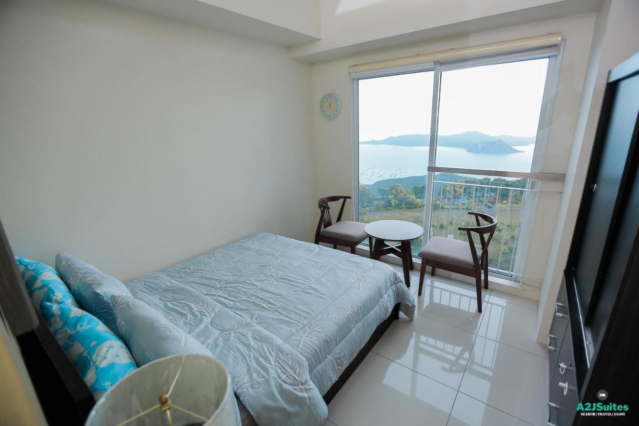 A2Jsuites Bedroom Taal View Luxury Smart Home Suite Near Skyranch タガイタイ エクステリア 写真